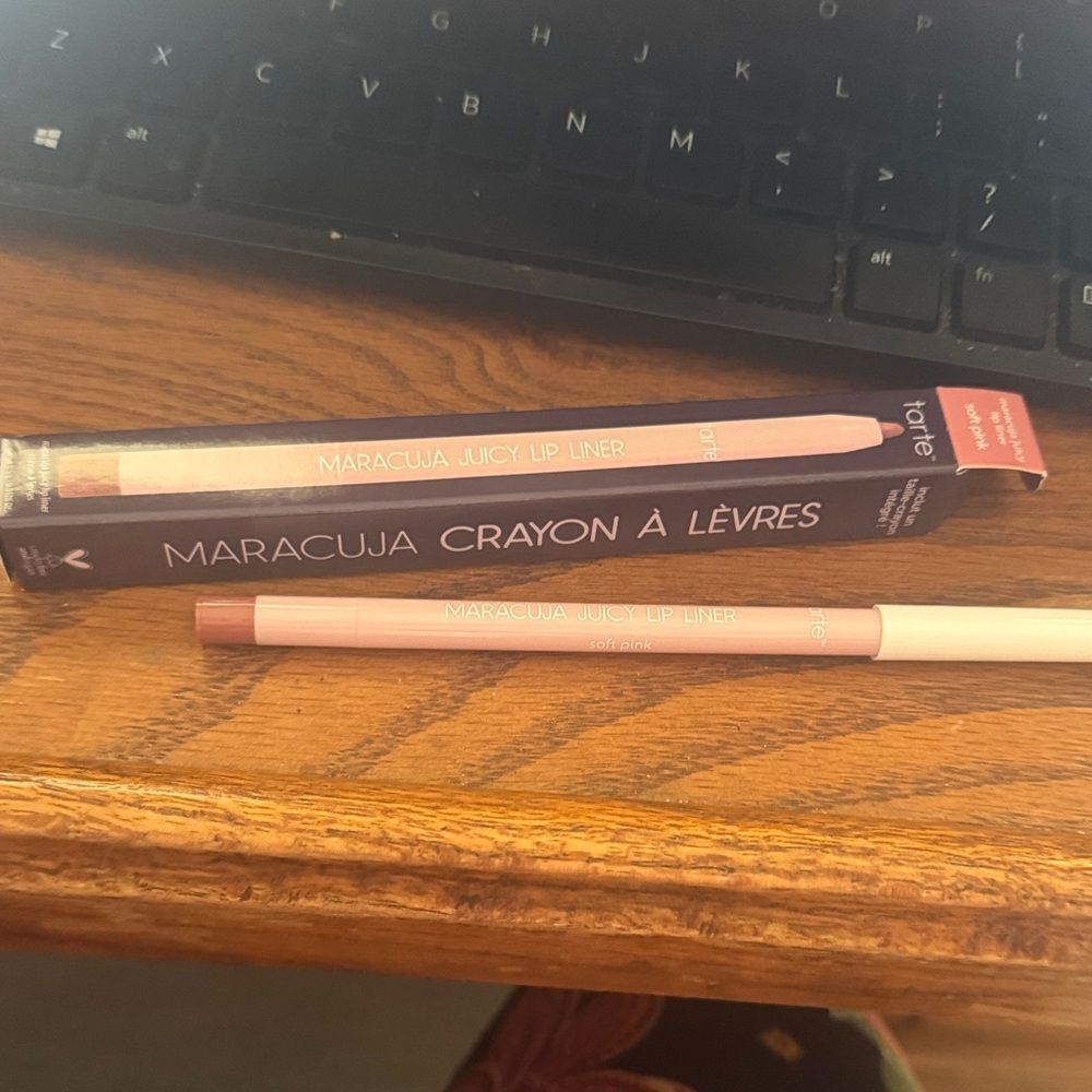 Tarte Maracuja Lip Liner in Soft Pink